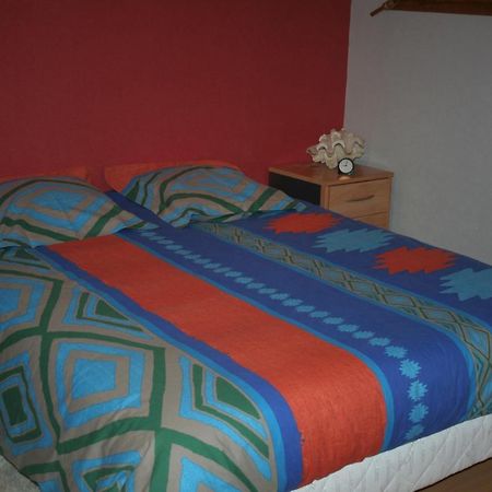 Chambre D'Hotes "Les Crets" Mercury Екстер'єр фото