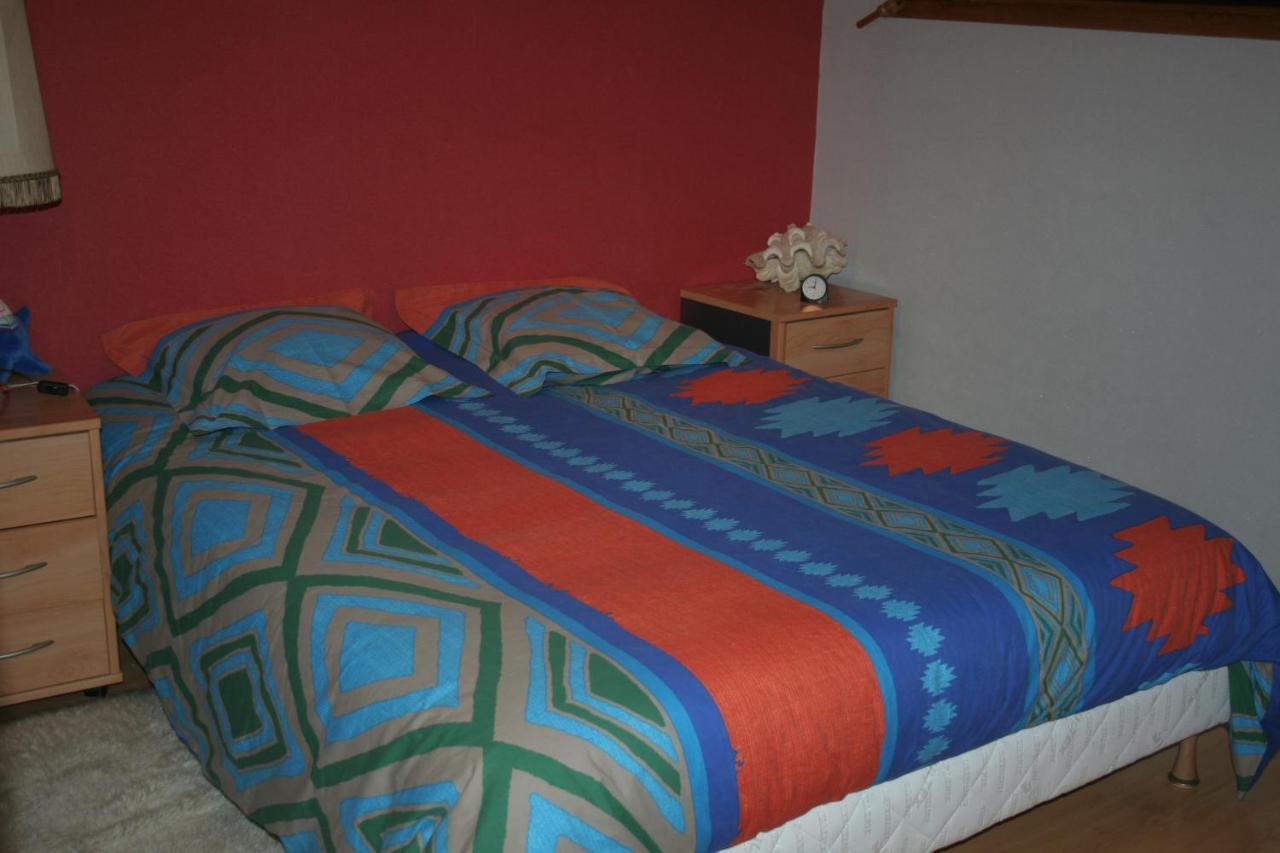 Chambre D'Hotes "Les Crets" Mercury Екстер'єр фото