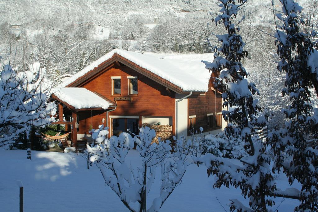 Chambre D'Hotes "Les Crets" Mercury Екстер'єр фото